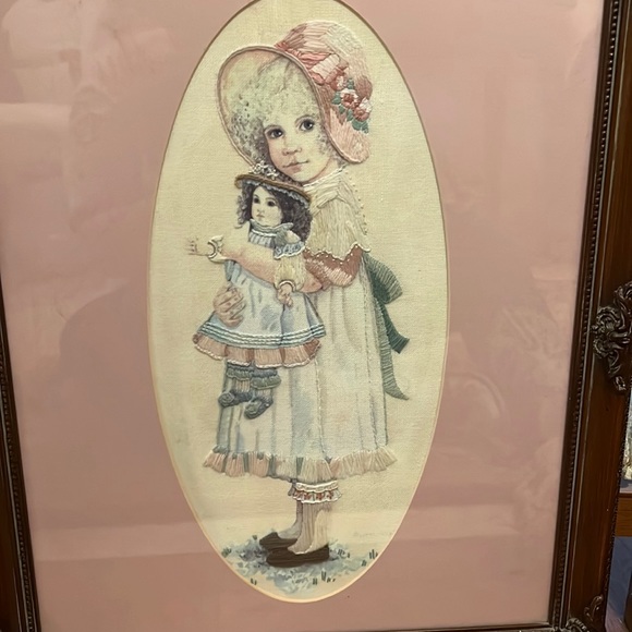 💥SALE💥 Vintage Lovely Little Girl and Her Doll Needlework